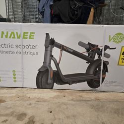 Navee V25 Pro Electric Scooter 