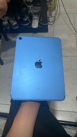 iPad 10th gen LOCKED(SHOOT OFFER)