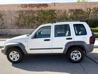 Jeep Liberty, White, 4x4 SUV