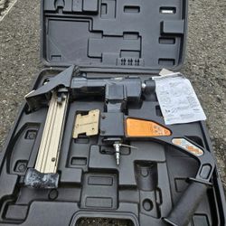 Flooring Nailer and Stapler


