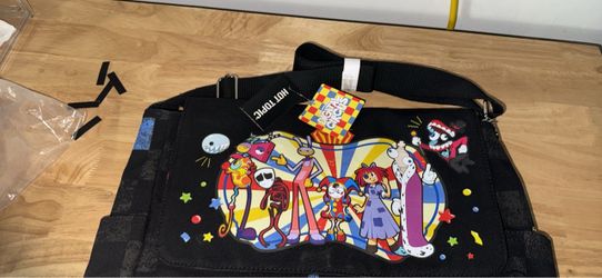 Hot Topic The Amazing Digital Circus Messenger Bag