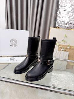 Versace Women’s Boots With Box 2026 New