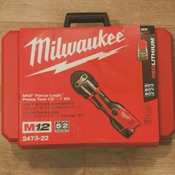 Milwaukee 2473-22 M12 Force Logic Press Tool Kit