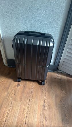 Medium Luggage Checked Bag
