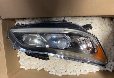 LH & RH OEM 2016-2017 Honda Accord Headlights