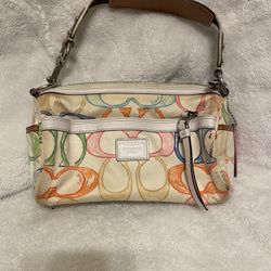 Vintage Coach Hand Bag  