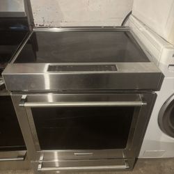 Kitchen Aid Induction Stove On Good Working Conditions 