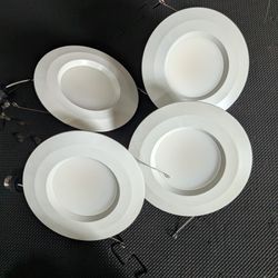 Set Of 4 Warm White LED Can Lights