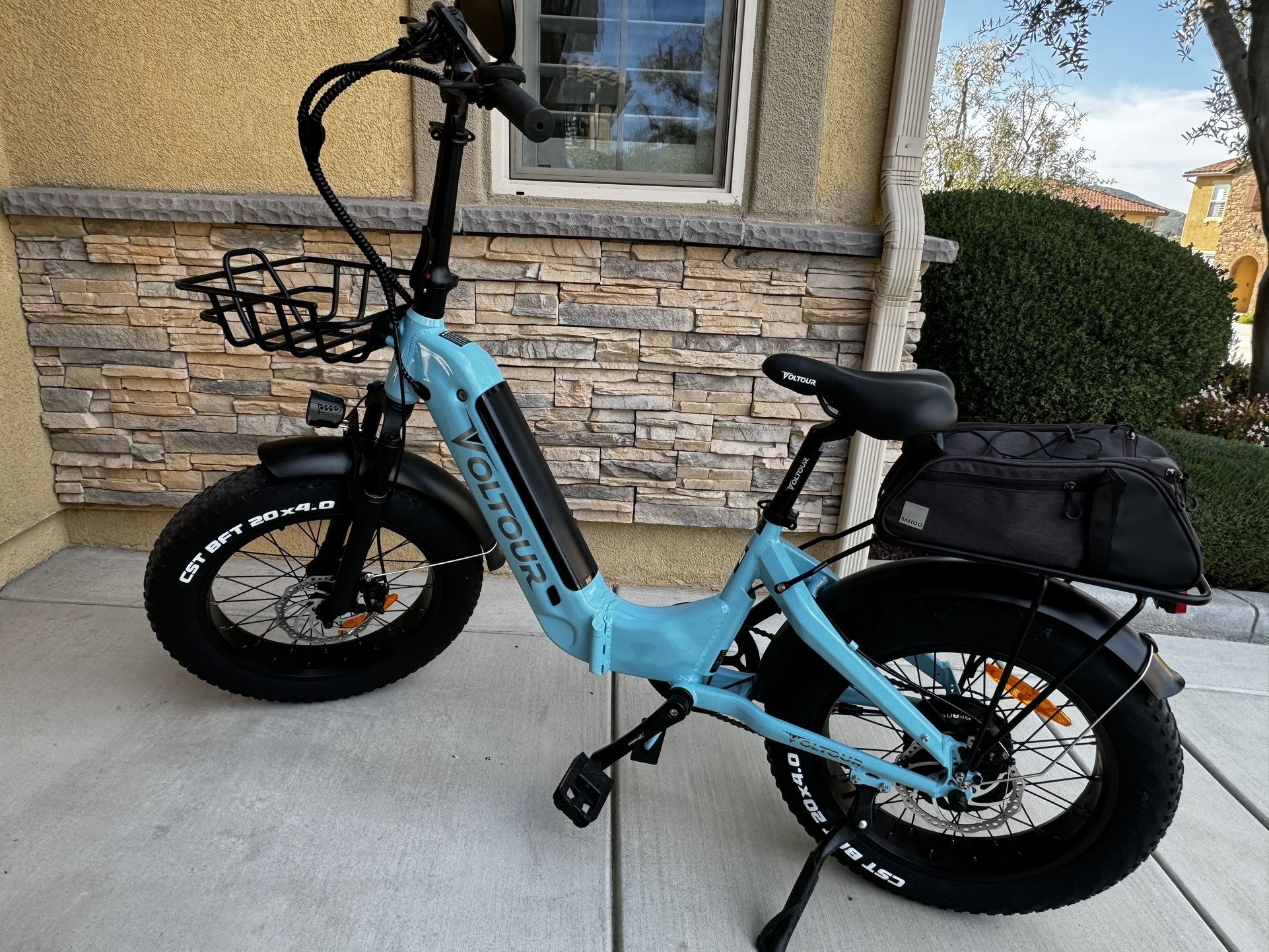 Voltour Roadrunner Folding E-bike