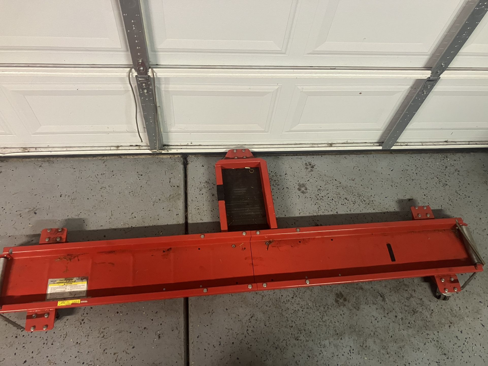 Low profile motorcycle dolly