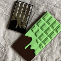 Eyeshadow Palettes 
