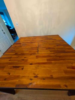 Bar Style Dining Table and 6 chairs