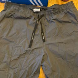 Men’s Carhartt Scrubs