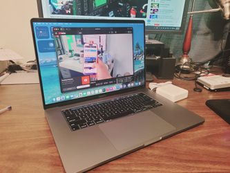 16in MacBook Pro Laptop, Core i7, 500GB, 32gb Ram, Touchbar, Radeon Pro, Newest MacOS