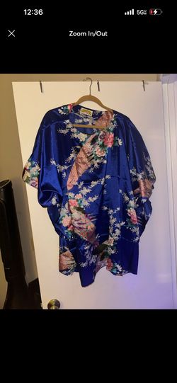 Women’s silk oriental kimono