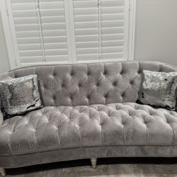 Sofas+loveseat+ Chair