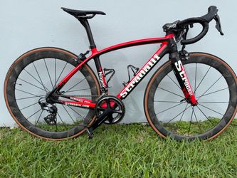 🚴🏻Stradalli Napoli Carbon Road Bike Size47 Stradalli Napoli Carbon Road Bike in excellent condition.