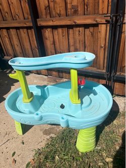Step 2 Water Play Table
