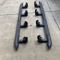 Side Steps/Nerf Bars For Trucks 