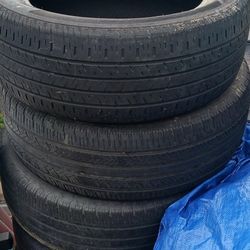 Set Of 4 Gently Used Tires Plus Gently Used Spare