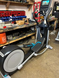 Precor 865 EFX Elliptical