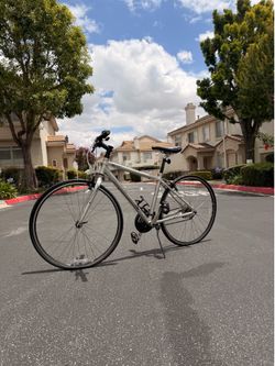 Trek FX Hybrid Bike – Great Condition