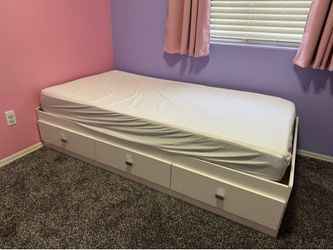 Children’s bed