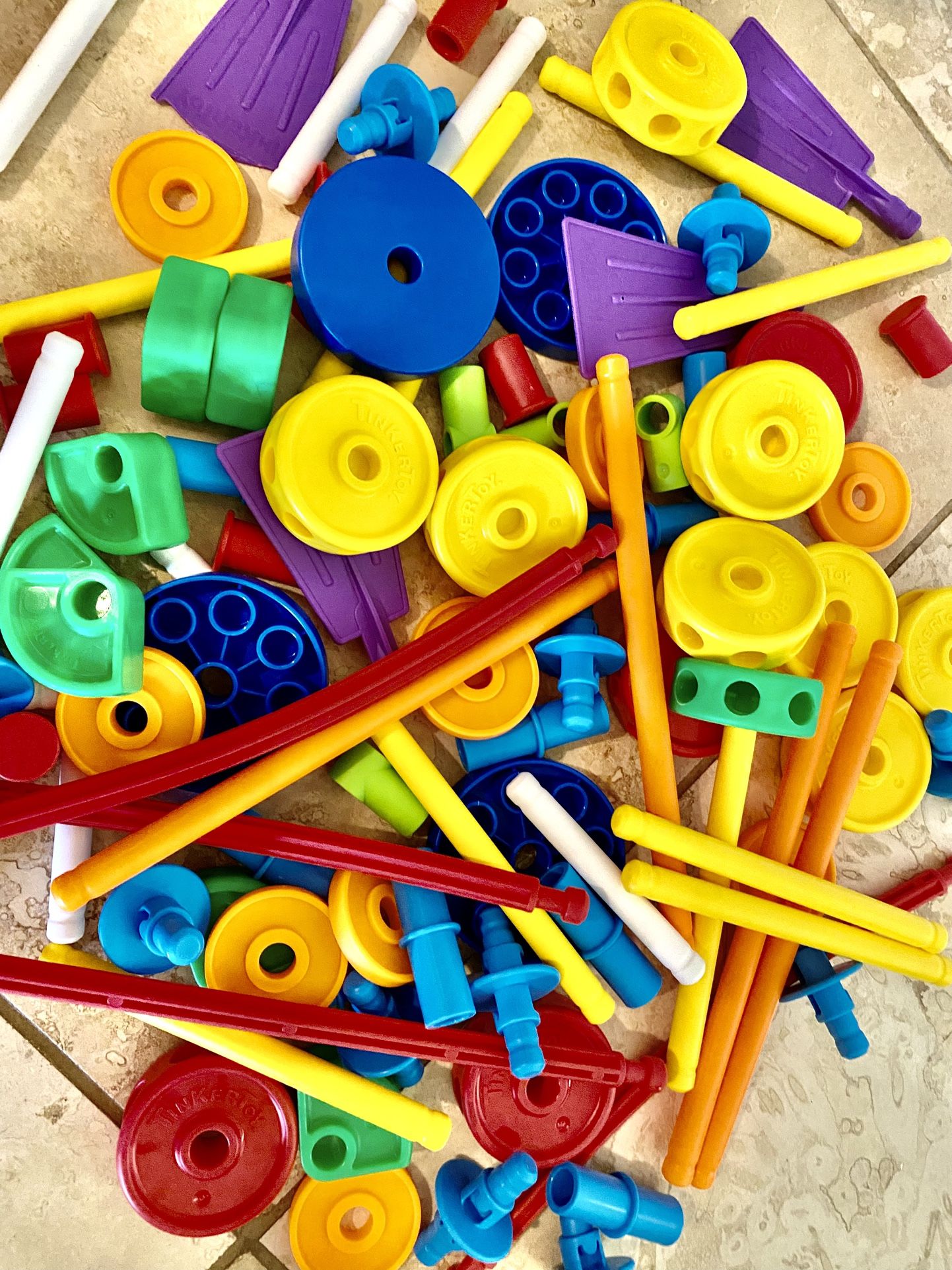 Tinker Toy Retro Style 100 Pieces