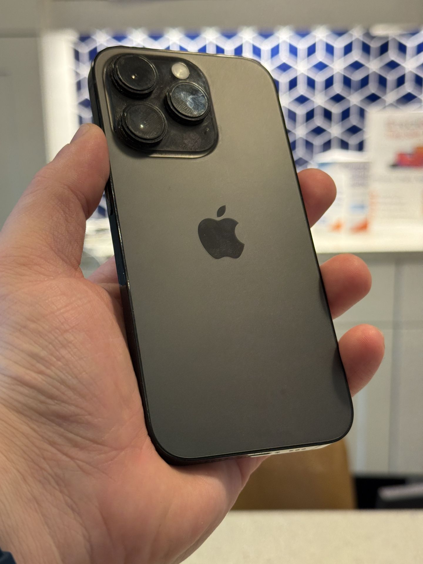 Apple iPhone 14 Pro 128GB Unlocked. $80 Down Payment