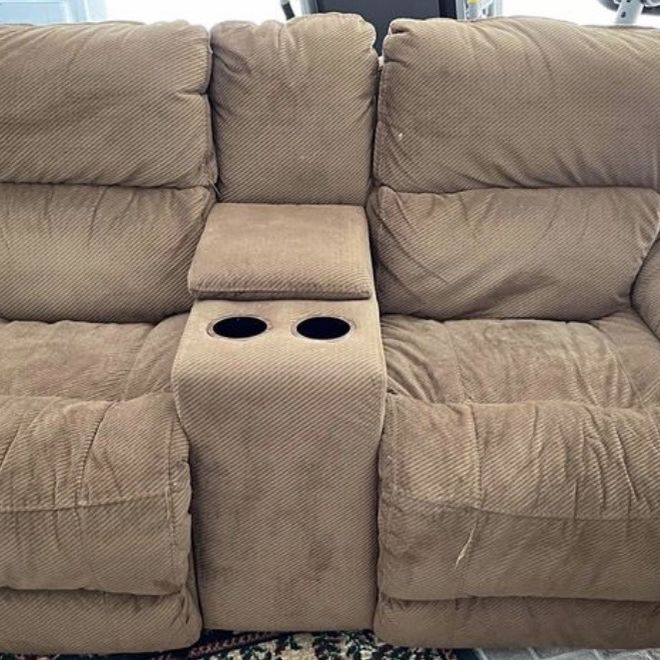 Comfy Double Recliner 