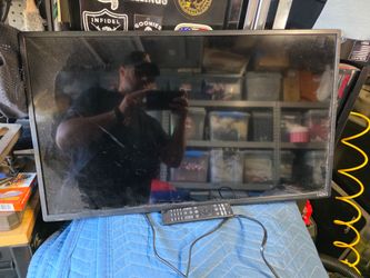 32 inch Vizio smart TV