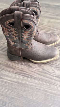 11c Kids cowboy boots