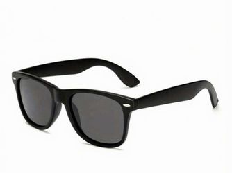 Black Sunglasses for Men Women Retro Classic Square