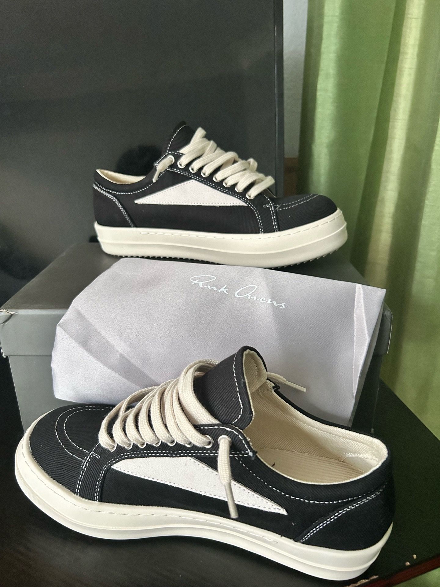 Brand new with box and dust bag( pickup only) size 42