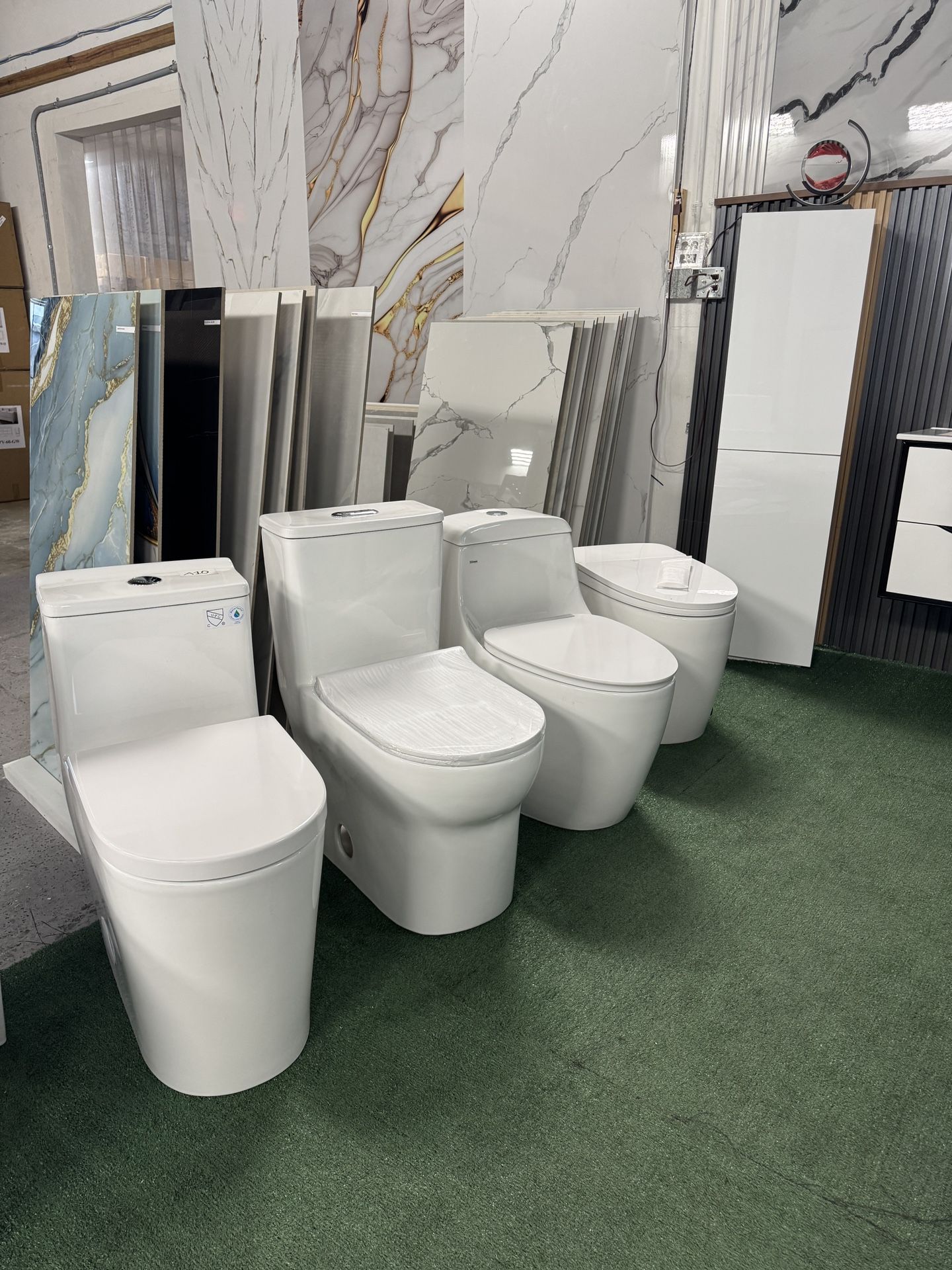 One Piece Toilet