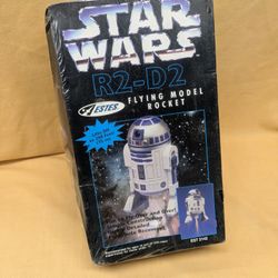 Star Wars R2D2 Estes Model Rocket