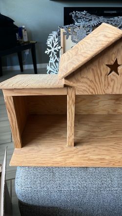 VTG Farmhouse Chic Handmade Wood Stable20X13X9.5” Perfect For Your Fav Nativity