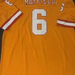 Tampa Bay Buccaneers Baker Mayfield Large Jersey. New Special $55