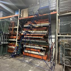 15 Step Louisville Rolling Ladder