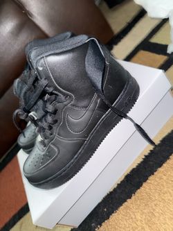 Nike Air Force 1 High Triple Black Sneakers