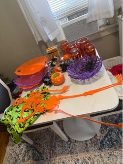HALLOWEEN DECOR LOT
