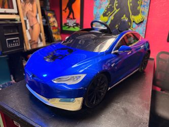 Tesla Model S Kids Ride on car
