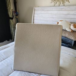 Leg Relax Pillow 