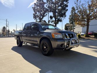 2012 Nissan Titan