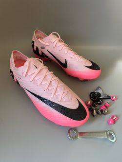 Nike mercurial vapor 15 SG Pro soccer shoes
