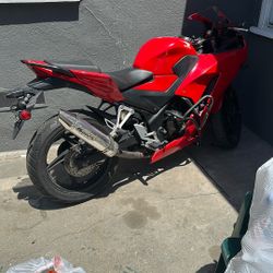 2015 Honda CBR Motorcycle 