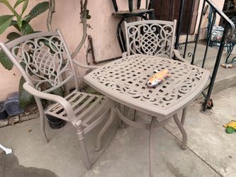 Patio set / 3 pieces
