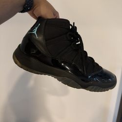 Jordan 11 Gamma Blue Size 9.5