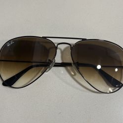 Ray-Ban Aviator Sunglasses