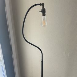 Antique Pole Lamp, Black